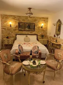 Farmers Suites VIP - Image 4