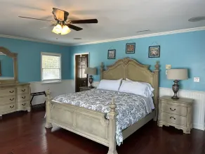 7 Bed Lakefront Villa with a Pool and Pontoon boat available for rent! - Image 4