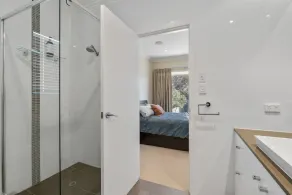 Bluffview B&B - Luxury Oceanviews - Wi-Fi - No Linen Included - Image 5