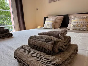 Charmerende hus uden vis-à-vis, park på 3800 m2 - ideel til 1-2 familie (r) - Image 2