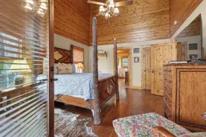 Vintage Luxury Creekside Cabin ~ King Bed, Hot Tub, Fire Pit & Game Room, Dog Ok - Image 3