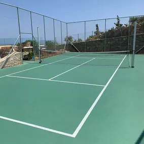 Sea views, Heated Pool, Ping Pong & Tennis, 23 pax - Image 3