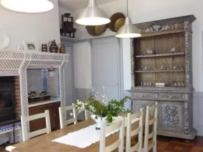 Family chateau in the middle of its large wooded park. - Image 3