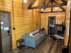 Cozy Loft Cabin - Image 4