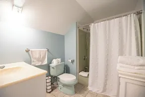 Seaside Escape in der Nähe von Scarborough Beach, Spielplatz und Tennisplätzen! - Image 4