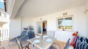 Apartamento vacacional con jardín, terraza y barbacoa - Image 5