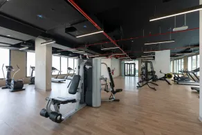 Chic & Modern 1BR, Near Golf Course w/ Pool & Gym - Image 2