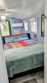 Eclectic Tiny House  - Image 4