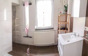 Bella casa a Wasungen con cucina - Image 2