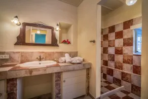 Bratis Holiday Home - Image 3