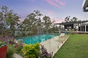 The Shed Conversion with Hot tub and amazing views: Building#5 - Image 4