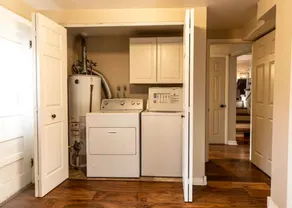 Near Olde Town Arvada - Golden - Red Rocks - Pet Friendly - Image 2
