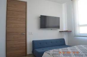 NEW APARTMENT  2 BLOCKS FROM THE SEA-6 people - Image 4