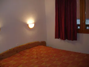 ARCS2000 CHALET / APARTMENT 46m2 with 2 bedrooms with swimming pool, close to the slopes - Image 5