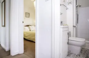 Gamekeepers Hide - Stunning cottage with two heated pools feet away - Image 3