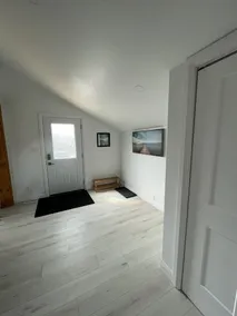 Private Cottage Getaway @ Port Burwell - Image 2