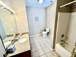 Beach Block 4 Bedroom with POOL - Image 3