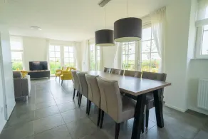 Detached bungalow with 4 bedrooms, 2 bathrooms and a terrace - Image 4