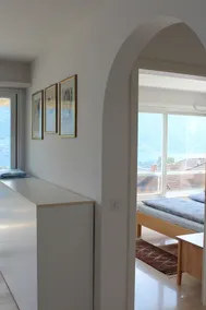 Apartment with a unique panoramic view over Lake Maggiore - Image 4
