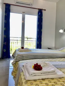 Room in Apartment - 2 Bedroom Apartment, with Swimming Pool, two steps from the beach - Image 5