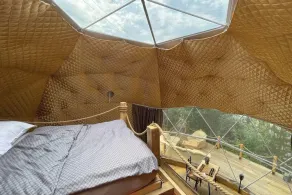 Lake view Dome Sleeps 6 -Hot tub -Fireplace - Image 3