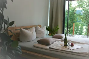 In an exclusive secluded location a dreamlike vacation home with a breathtaking view of the Danube - Image 5