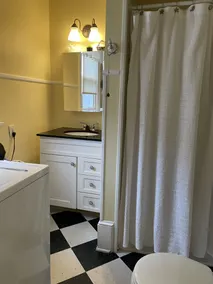 OCNJ Gold Coast beach home, Pet friendly, 9 houses from the beach and boards! - Image 3