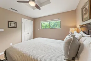 Shiraz Haus - Unit B - Image 5