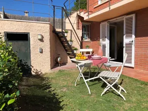 Beautiful apartment, garden and swimming pool, 20km from Barcelona, suitable for pets - Image 3