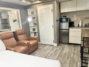 Miami Beach HomeStay - Image 4