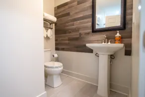 NEW Renovated Home Mile from Mercedes Benz - Image 3
