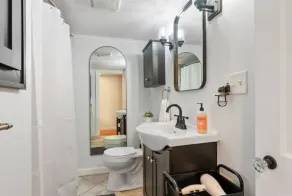 Elegant apt minutes from beach - Image 5