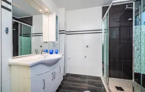 Nice Apartment In Karin Gornji With Wifi - Image 3