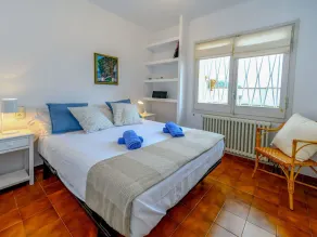 Wunderbares alleinstehendes Ferienhaus für 8 Gäste mit  W-LAN und TV - Image 4