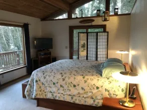Waterfront Lindal Cedar Home \"The Getaway\" - Image 4