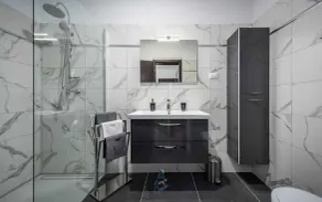 Villa con piscina e benessere, privacy garantita - Image 2