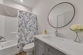 Enclave 1 Bedroom Suites - Image 4