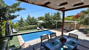 modern villa with private pool, just 5 minutes to the beach - Image 5