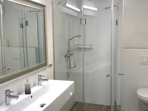 Lägenhet A, dusch eller bad, toalett, 1 sovrum - Urlaubsapartments Pfleger - Image 2