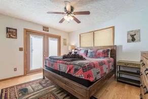 Deer Haven | 3BR 2BA | Mtn View | Hot Tub | Spillelokale | Nær Vineyard | Kæledyr - Image 4