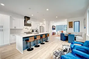 Luxury Hot Tub & Rooftop Deck Downtown Nashville - Image 5