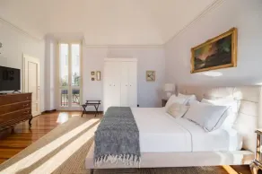 Large, luxurious family apartment in Biella's historic center - Image 5