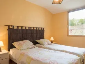 Cozy Forest Retreat near Nantes: Private Garden, Family-Friendly & Fully Equipped - Image 5