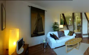 Tranquil Riverside Suite - Image 2