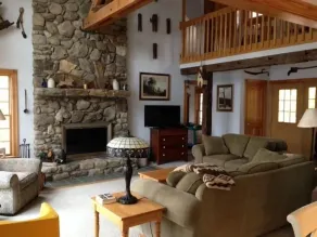 Vermont Lakefront Paradise - Image 4