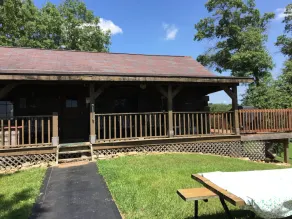 Serenity Bluff Cabin - Image 4