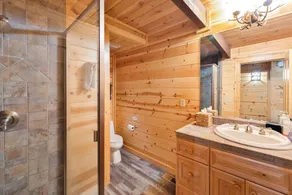 Donner Lakefront w / jetée privée, deux ponts, vue à 180 degrés, familial! - Image 4