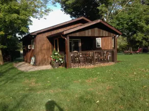 Country Atmosphere -  City amenities,   Minutes to downtown - Image 2