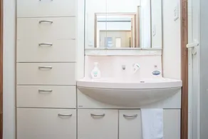 Taisho Family condo - Image 3