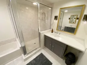 Deluxe King, kitchenette, fireplace - Image 2